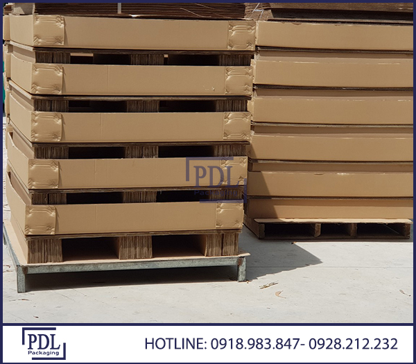 Khay pallet 3 chân